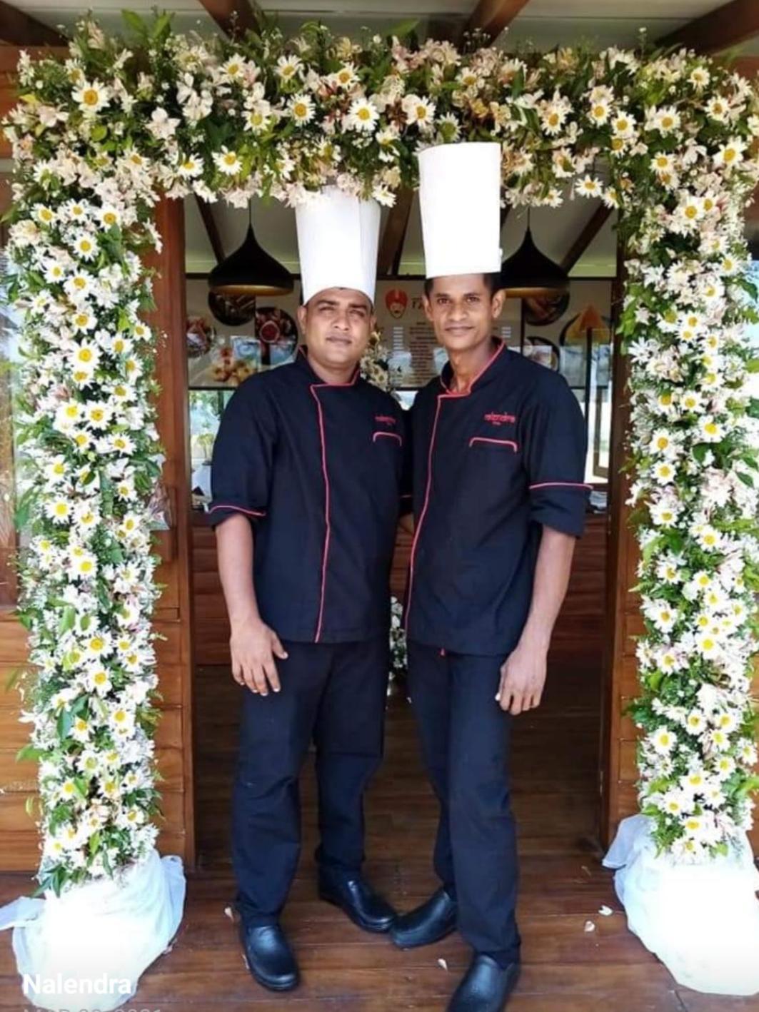 Nalendra Villa - Oceanfront Hikkaduwa Kültér fotó