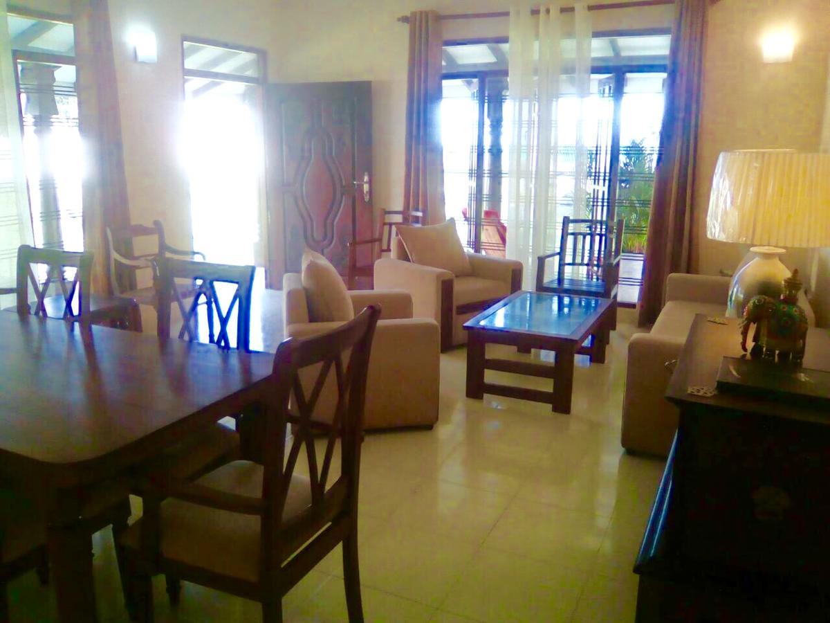 Nalendra Villa - Oceanfront Hikkaduwa Kültér fotó